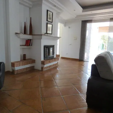 Harley Pool Villa *